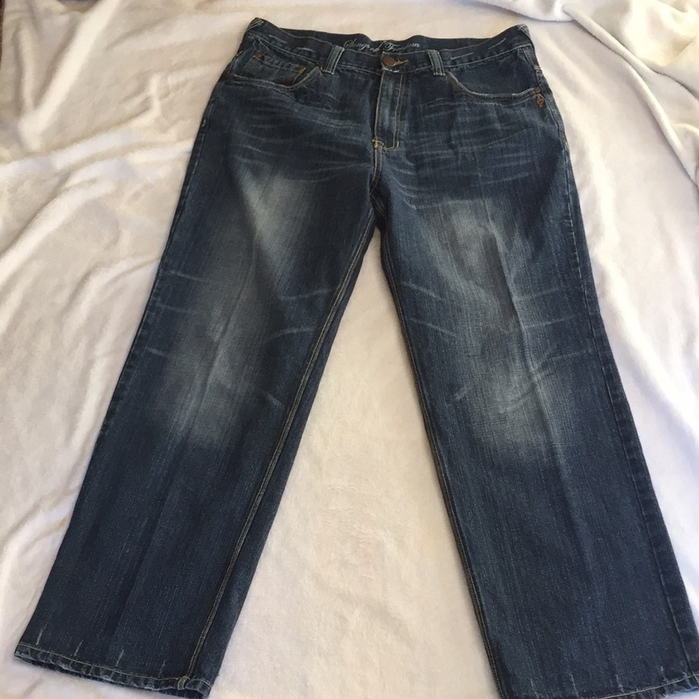Songs of Freedom - Men's jeans size 38x32 straight leg, relaxed fit, dark wash